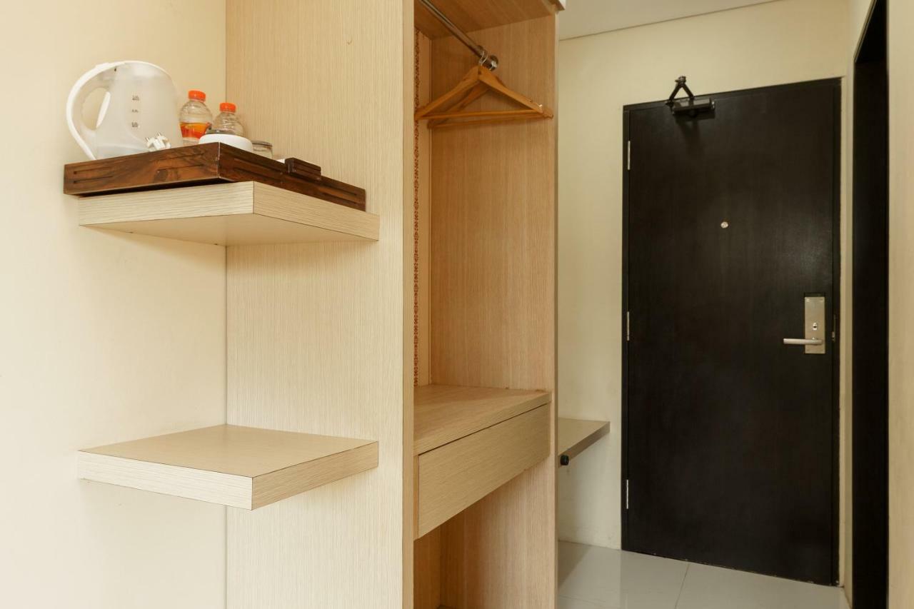 Reddoorz Plus Near Sangkareang Park Mataram Extérieur photo
